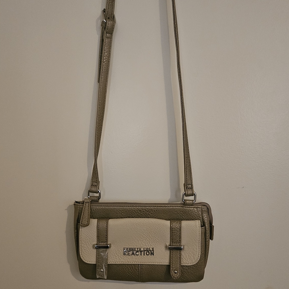 KENNETH COLE REACTION CROSSBODY BAG